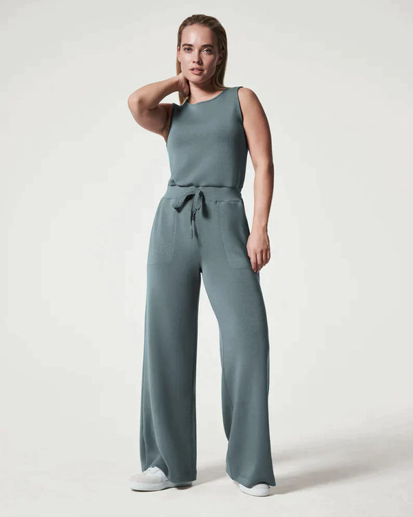 Mylah - Ärmelloses Jumpsuit mit weitem Bein