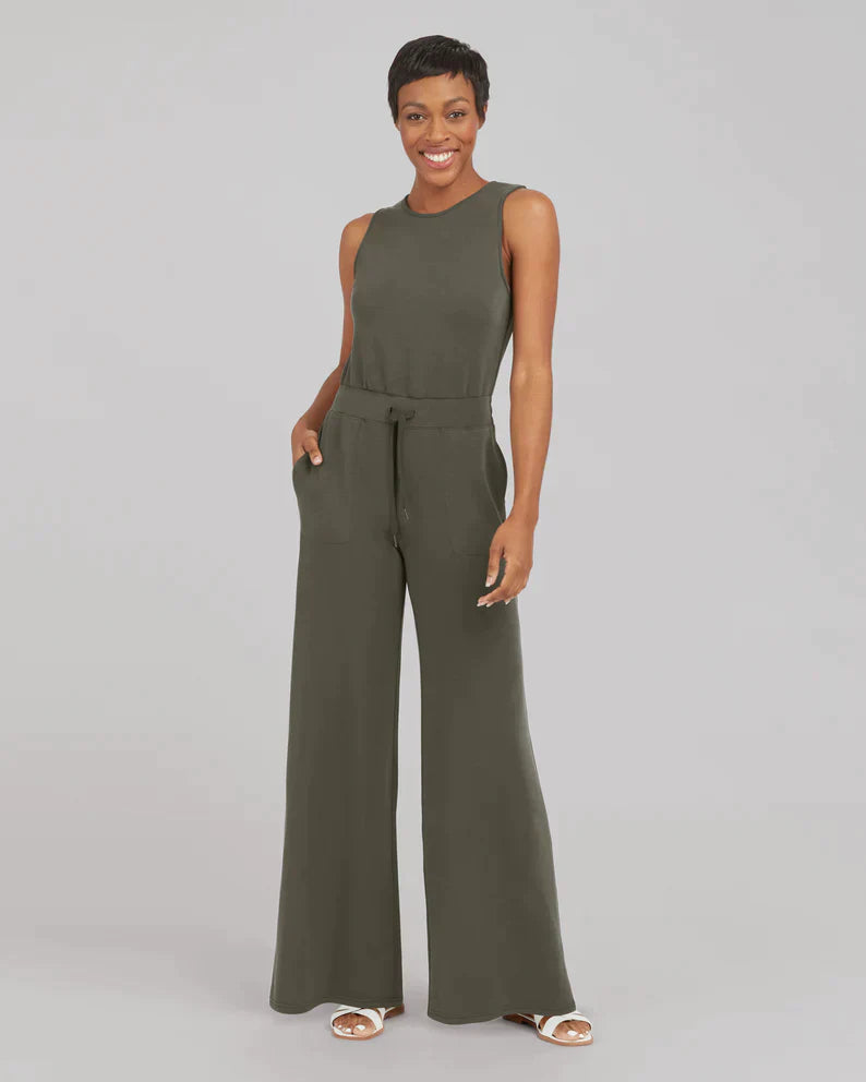 Mylah - Ärmelloses Jumpsuit mit weitem Bein