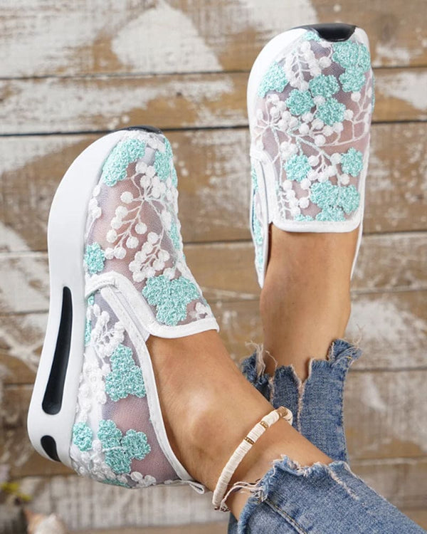 Yenthe - Schuhe mit Blumenstickerei