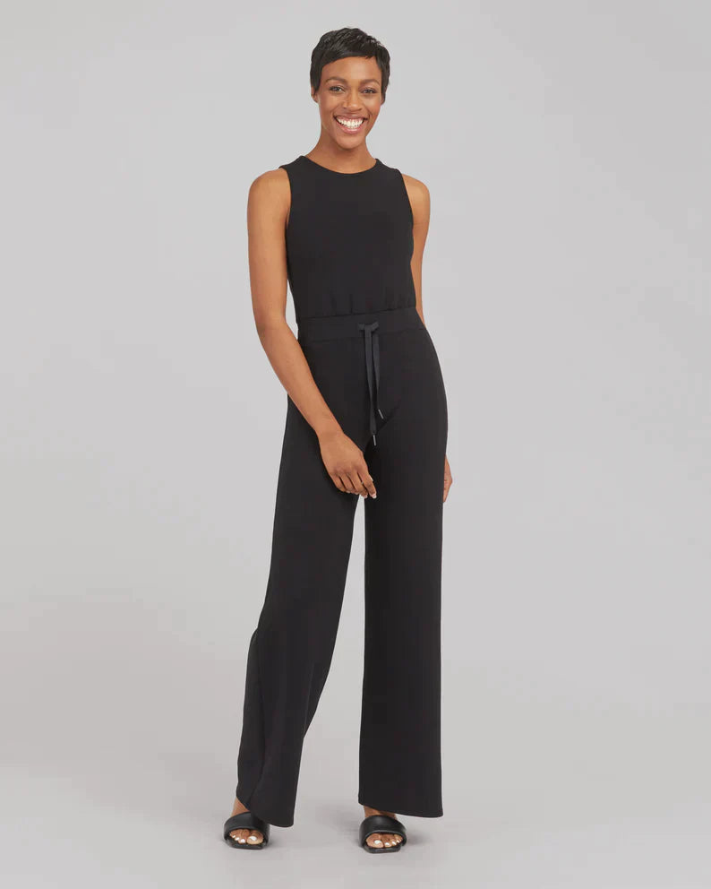 Mylah - Ärmelloses Jumpsuit mit weitem Bein